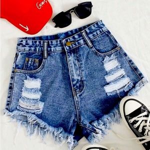 Raw Hem Ripped Denim Shorts - Large